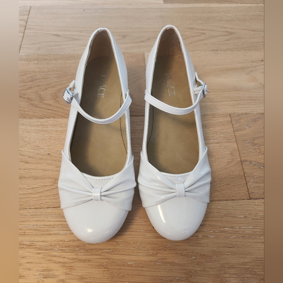 THE CHILDREN'S PLACE | NWOT Mary Jane style shoes with little heels - Picture 2 of 7